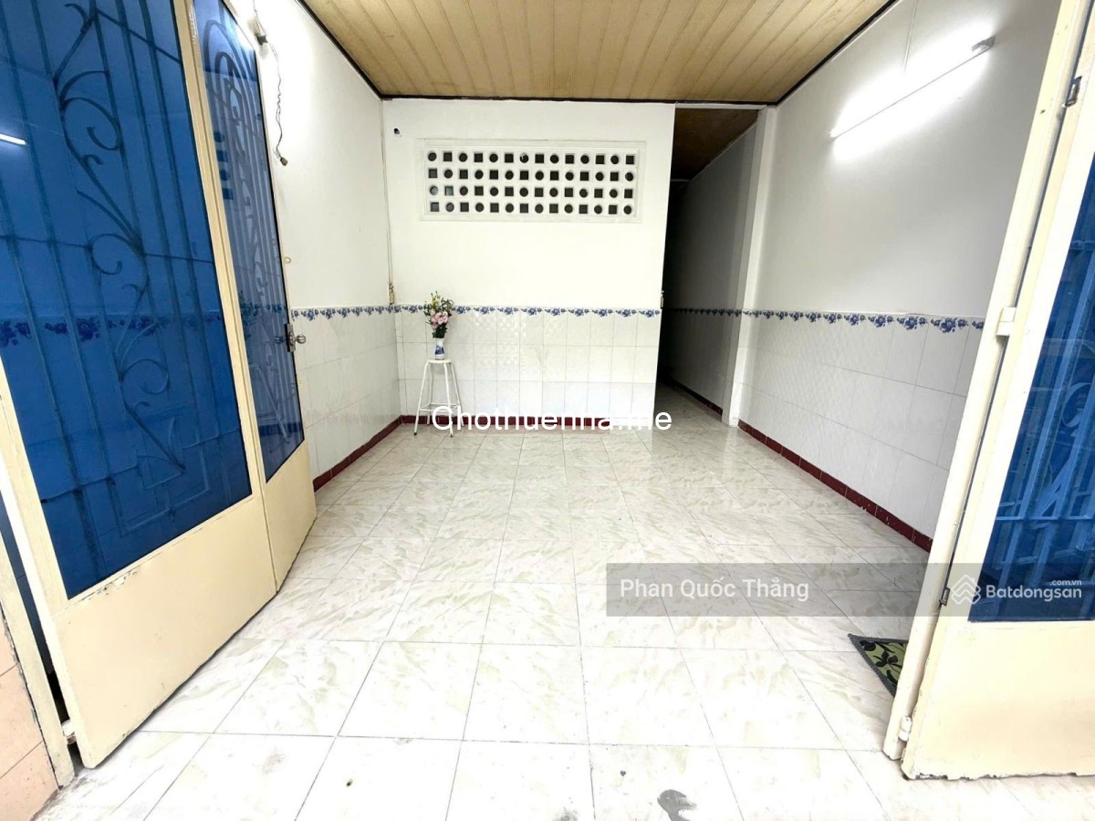 Nhà 1 trệt, 1 lầu, 2 phòng ngủ, 2 toilet, Âu Dương Lân, Phường 3, Quận 8.