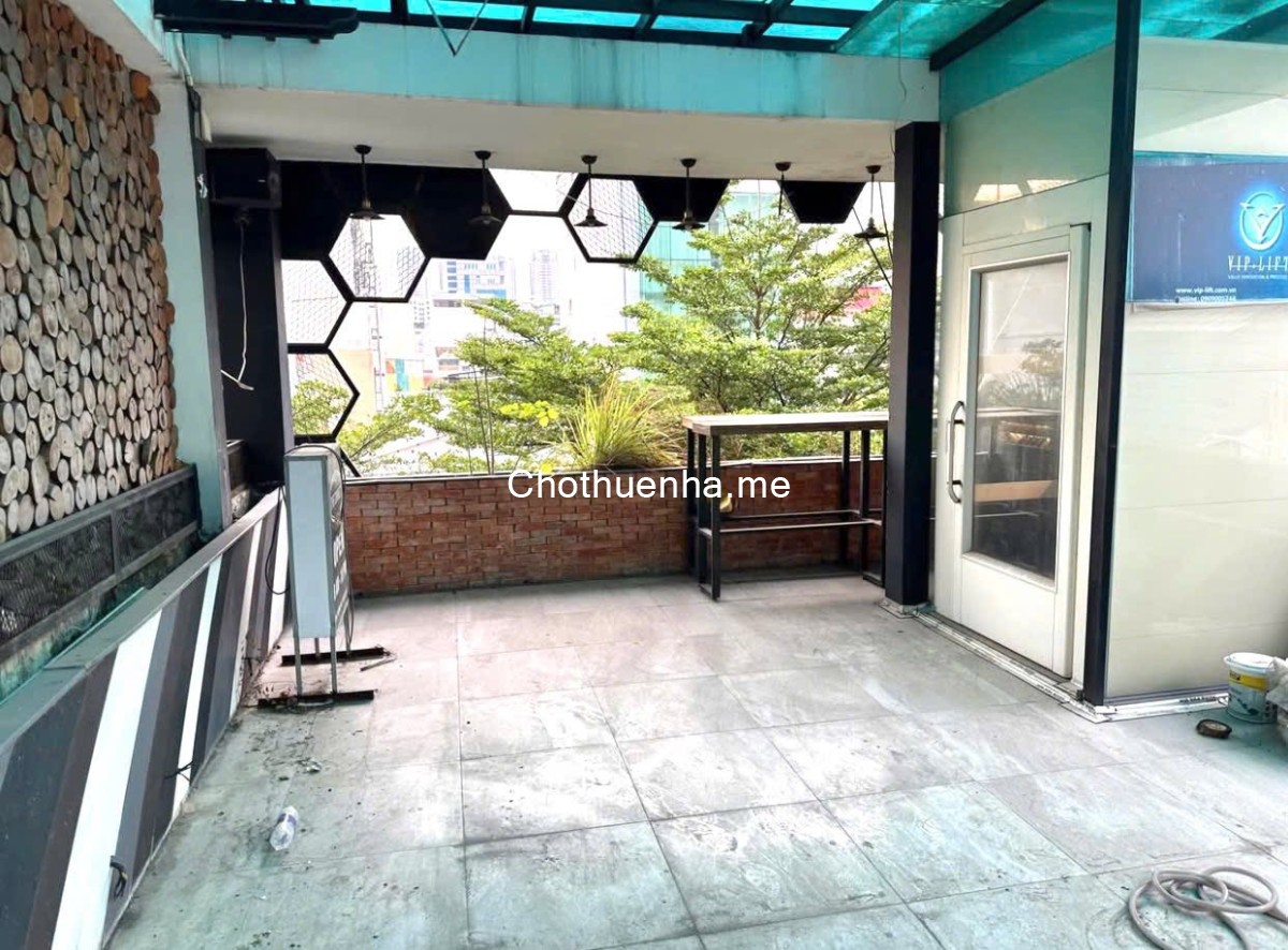 Cho thuê nhà mặt tiền đường số 38 phường Tân Quy, Trệt, lửng, 2 lầu, có thang máy