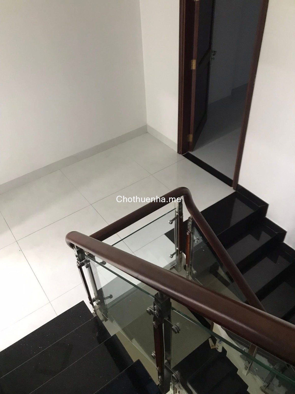 Cho thuê nhà nguyên căn chính chủ 105C Trịnh Quang Nghị, 1 trệt, 3 lầu 4 phòng, 6 WC