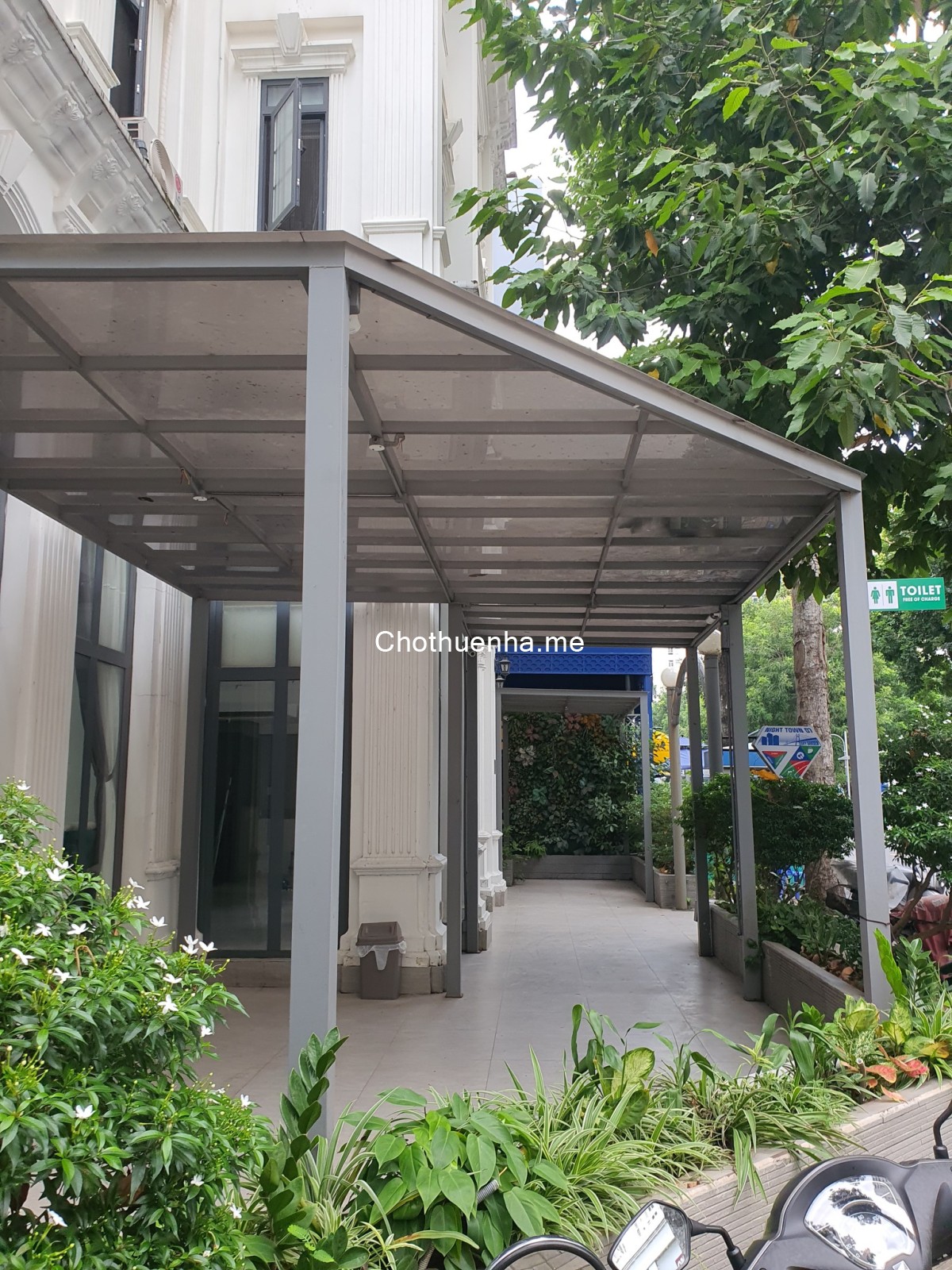 Hầm trệt lửng, 3 lầu, áp mái, 12 phòng full nội thất tại 95 Phan Khiêm Ích