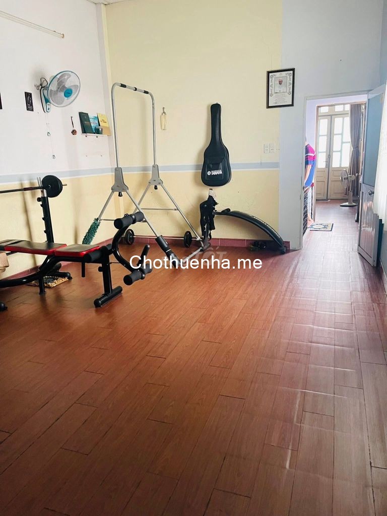 Nhà hẻm ô tô thông 4m, 4x25m. Đúc 1 trệt, 1 lầu (4PN, 2WC), Nguyễn Văn Săng, Phường Tân Sơn Nhì