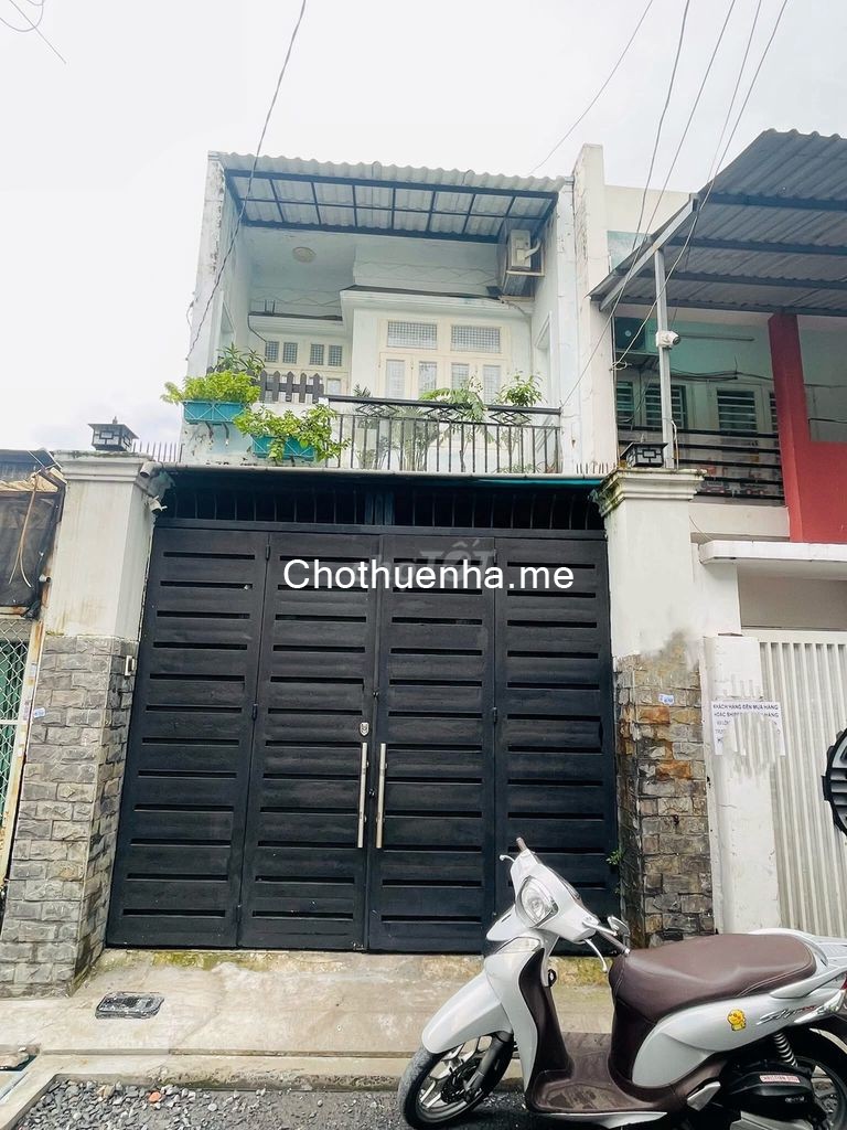 Nhà hẻm ô tô thông 4m, 4x25m. Đúc 1 trệt, 1 lầu (4PN, 2WC), Nguyễn Văn Săng, Phường Tân Sơn Nhì