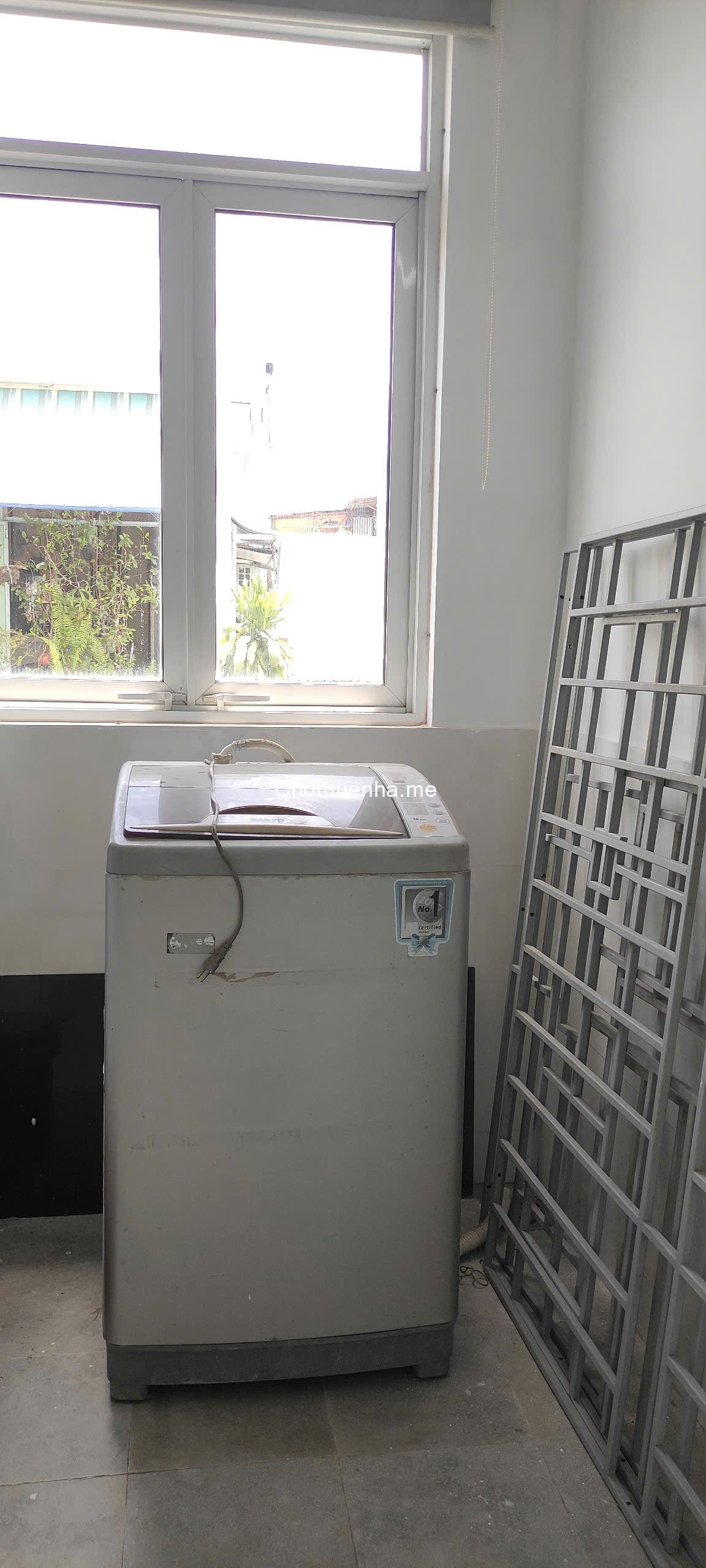 Cho thuê giá siêu rẻ 8 triệu nhà riêng 2,5 tầng, đường Hoàng Diệu, TP Đà Nẵng