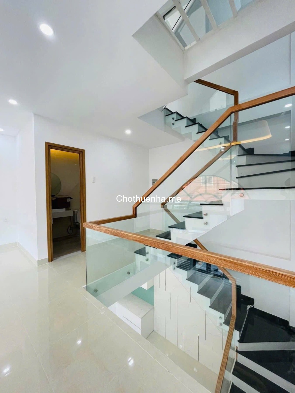 Nhà hẻm Nguyễn Văn Đậu 1 trệt, lửng, 2 lầu hợp kinh doanh vp, spa, showroom...