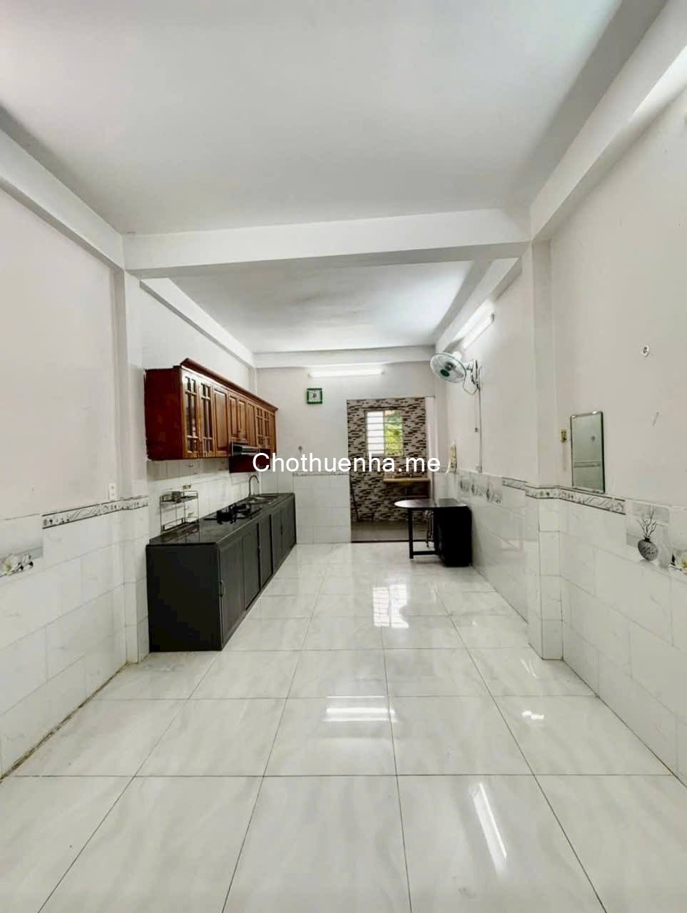 Cho thuê nhà nguyên căn hẻm xe tải thông 118 đường Phan Huy Ích