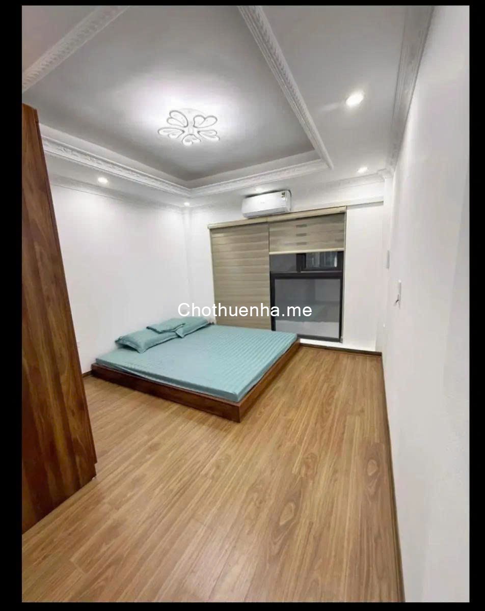 Cho thuê nhà Ngõ Bùi Xương Trạch, 32m² x 5 tầng + tum, 4PN, 5 WC, 15 triệu