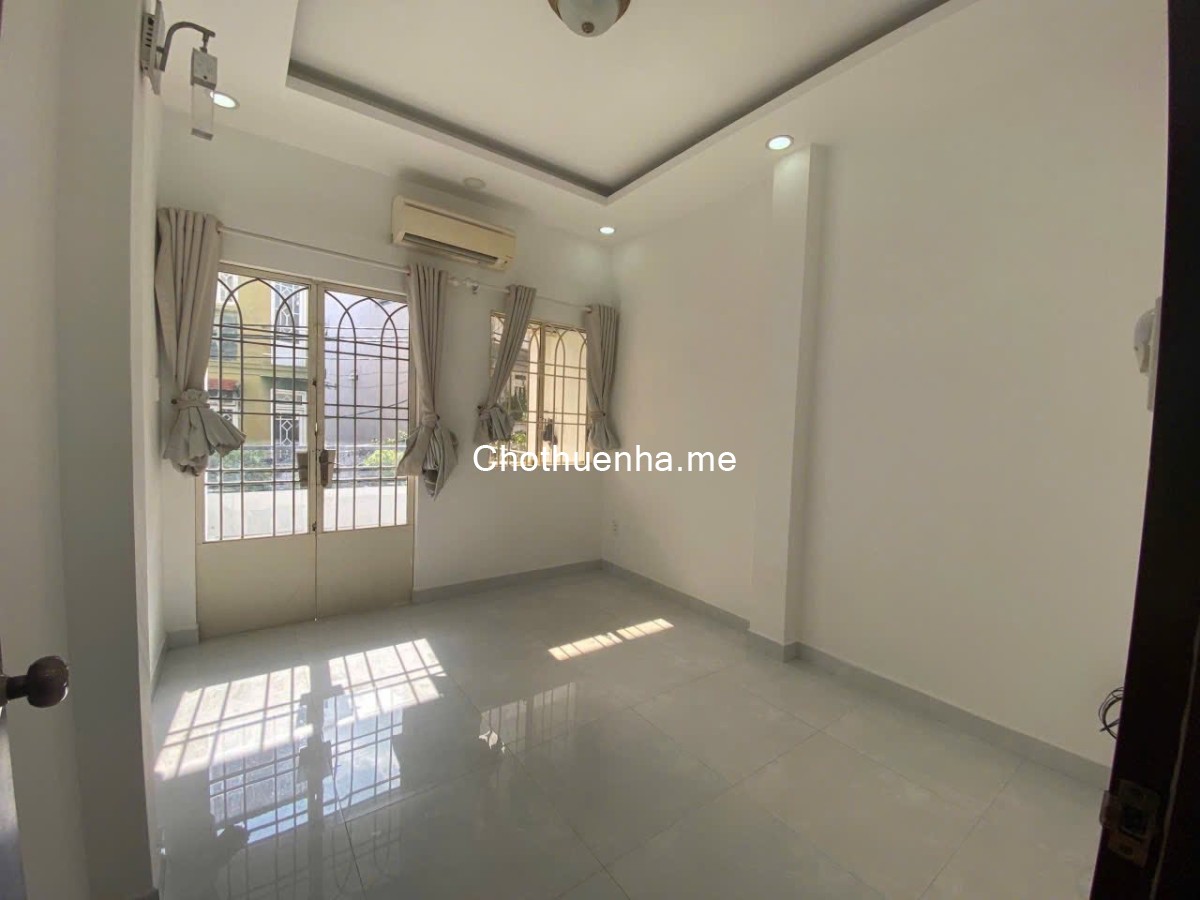 Nhà hẻm 10m xe tải đậu cửa, phù hợp kinh doanh tại Phan Văn Trị, Bình thạnh