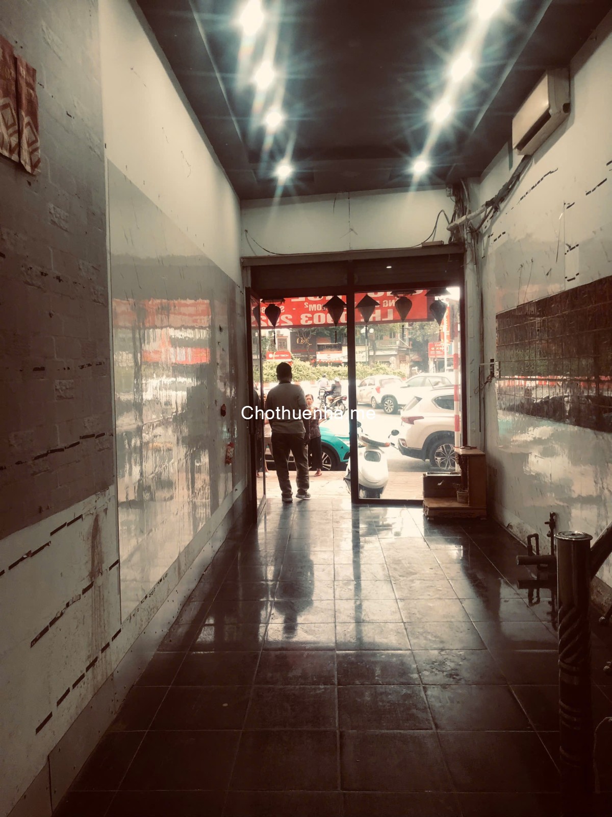 Cho thuê nhà mặt phố đông đúc kinh doanh 100m2 giá 15,5 triệu 3 tầng. Thanh Xuân Hà nội