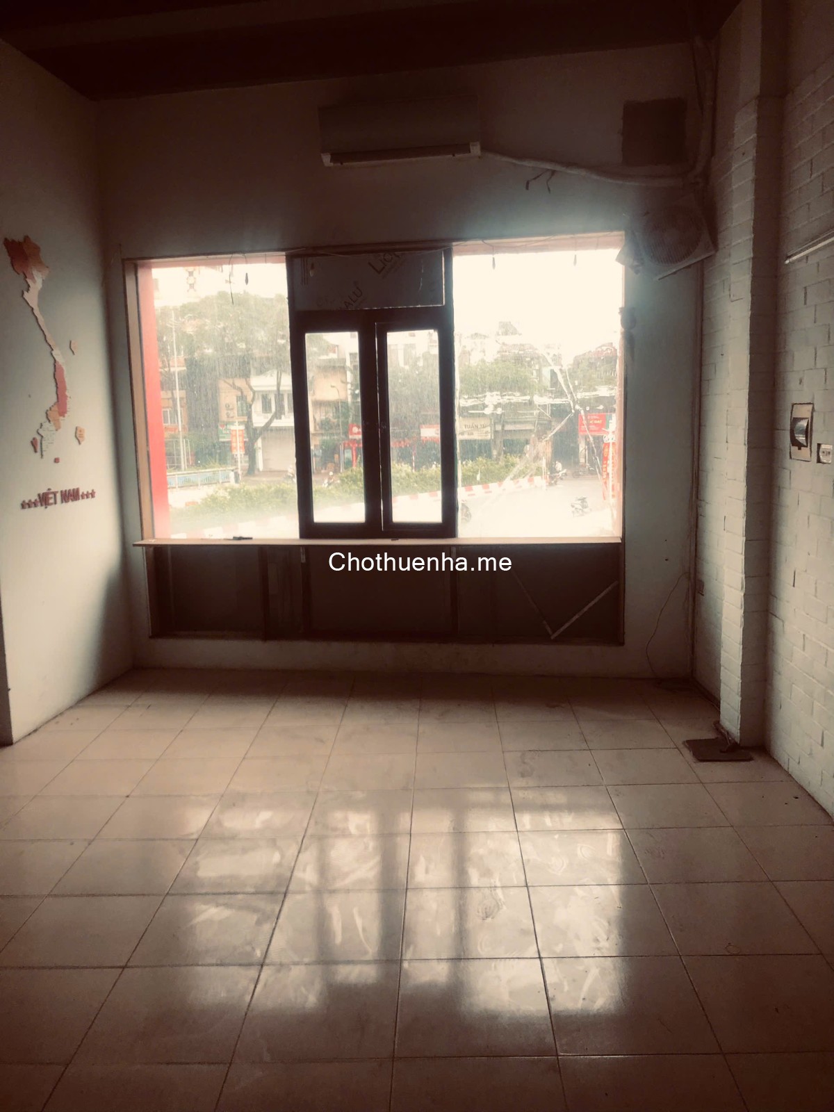 Cho thuê nhà mặt phố đông đúc kinh doanh 100m2 giá 15,5 triệu 3 tầng. Thanh Xuân Hà nội