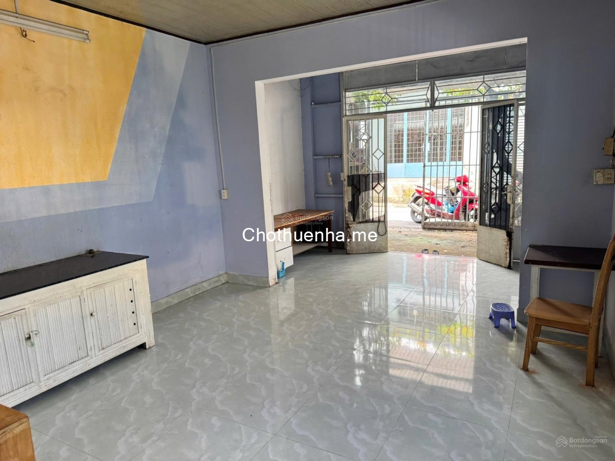 Nhà 2 mặt tiền hẽm xe hơi Tăng Nhơn Phú B, chỉ 5.5 triệu