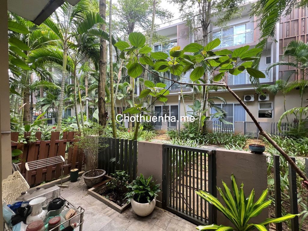 Cho thuê nhà khu compound Palm Residence – Quận 2.