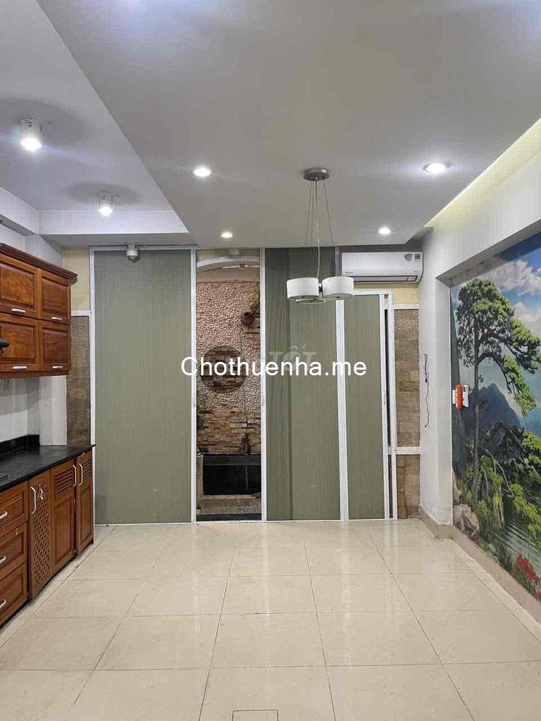 Nhà hiếm trong khu Apak có thang máy – 3 lầu – Giá chỉ 30 triệu/tháng!