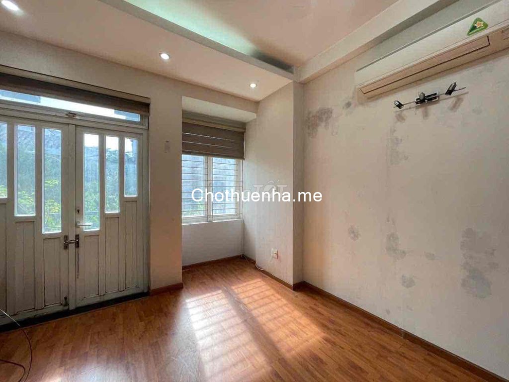 Nhà hiếm trong khu Apak có thang máy – 3 lầu – Giá chỉ 30 triệu/tháng!