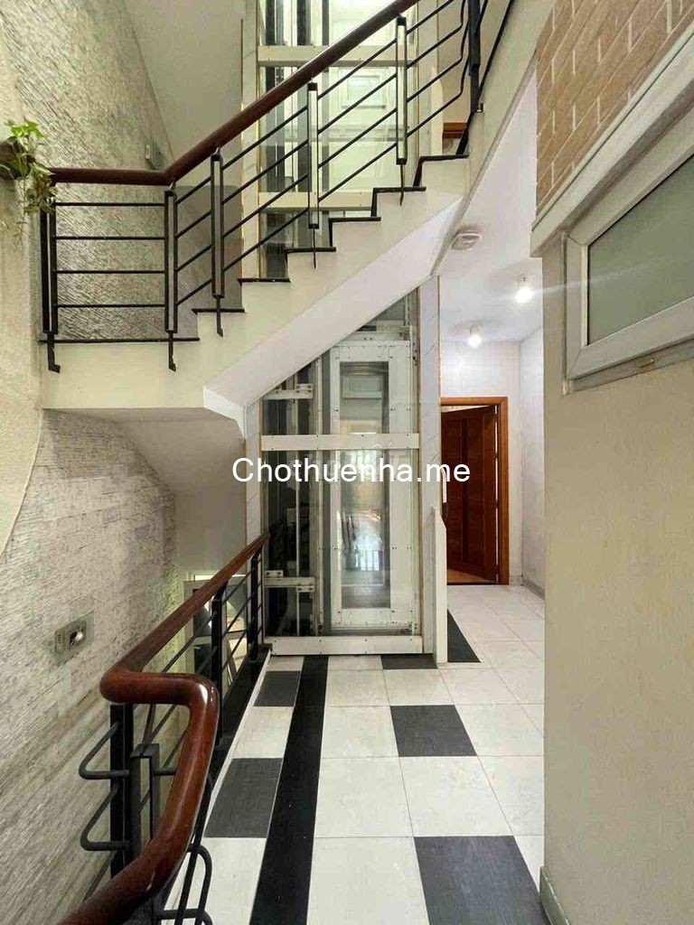 Nhà hiếm trong khu Apak có thang máy – 3 lầu – Giá chỉ 30 triệu/tháng!