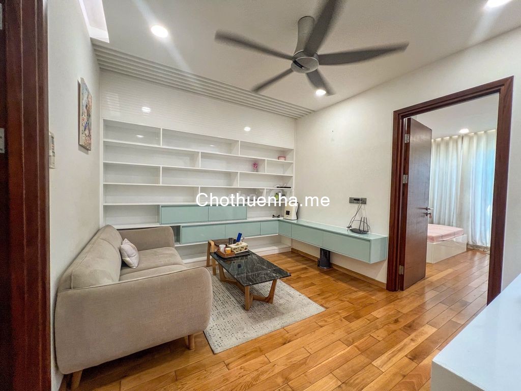 Cho thuê nhà khu compound Palm Residence – Quận 2.