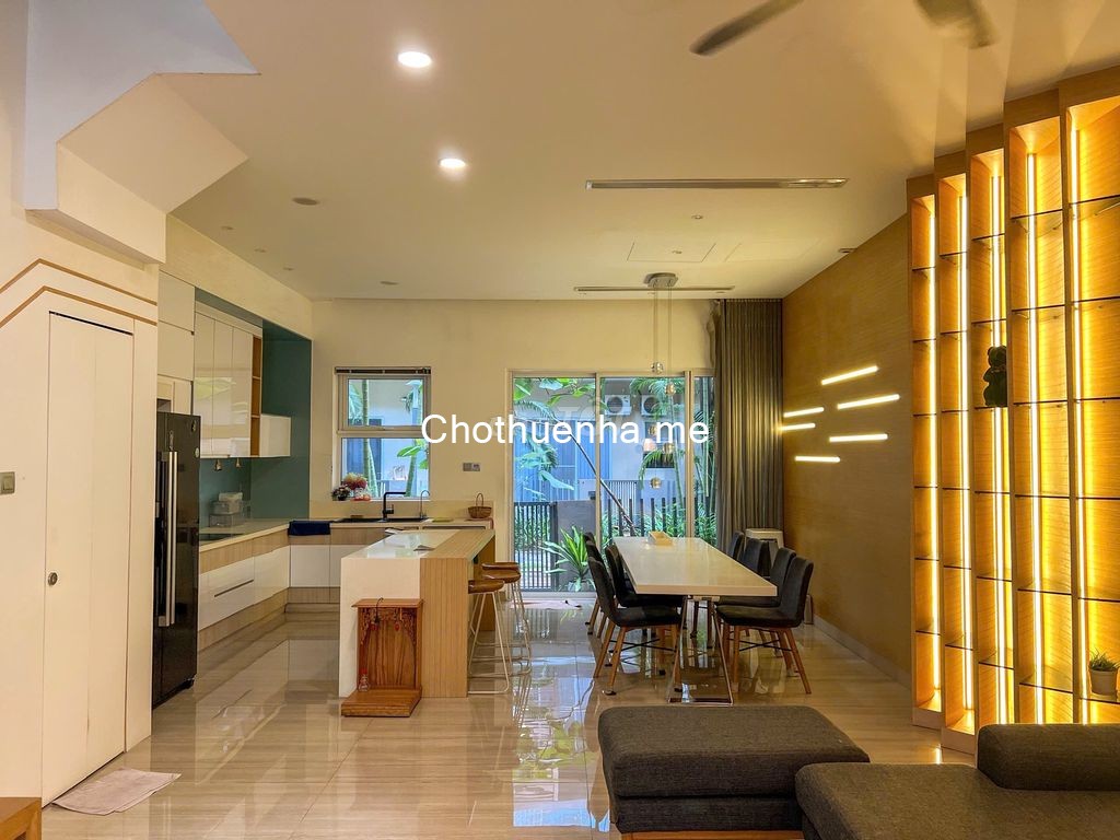 Cho thuê nhà khu compound Palm Residence – Quận 2.