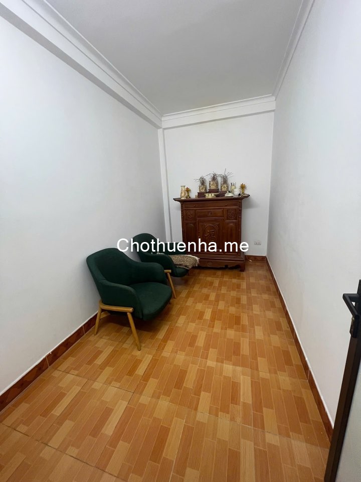 Cho thuê nhà nguyên căn – ngõ 114 Thanh Lân, 35m² x 4 tầng, 3PN, 3 WC, 9 Triệu