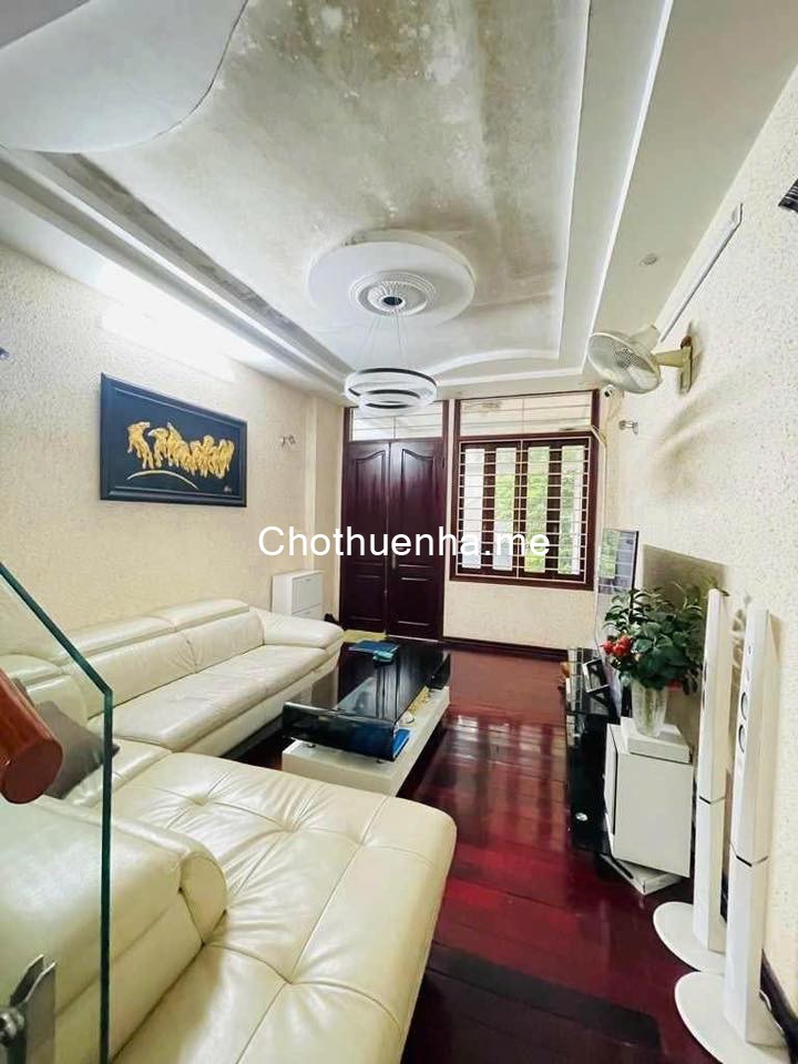 Cho thuê nhà Phố Định Công, 55m² x 5 tầng, 4PN, 4WC, 16 triệu
