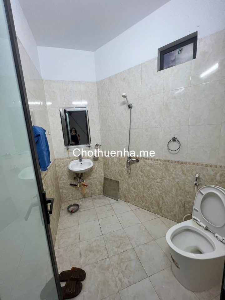 Cho thuê nhà nguyên căn – ngõ 114 Thanh Lân, 35m² x 4 tầng, 3PN, 3 WC, 9 Triệu