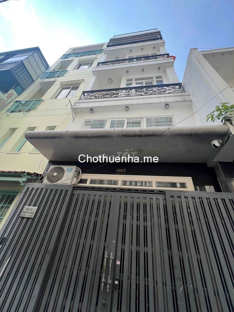 Nhà mới đẹp, nội thất cao cấp đầy đủ hẻm xe hơi thông 4 hướng thuận tiện kinh doanh