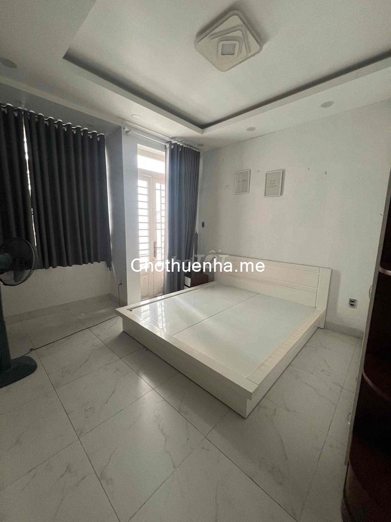 Nhà mới đẹp, nội thất cao cấp đầy đủ hẻm xe hơi thông 4 hướng thuận tiện kinh doanh