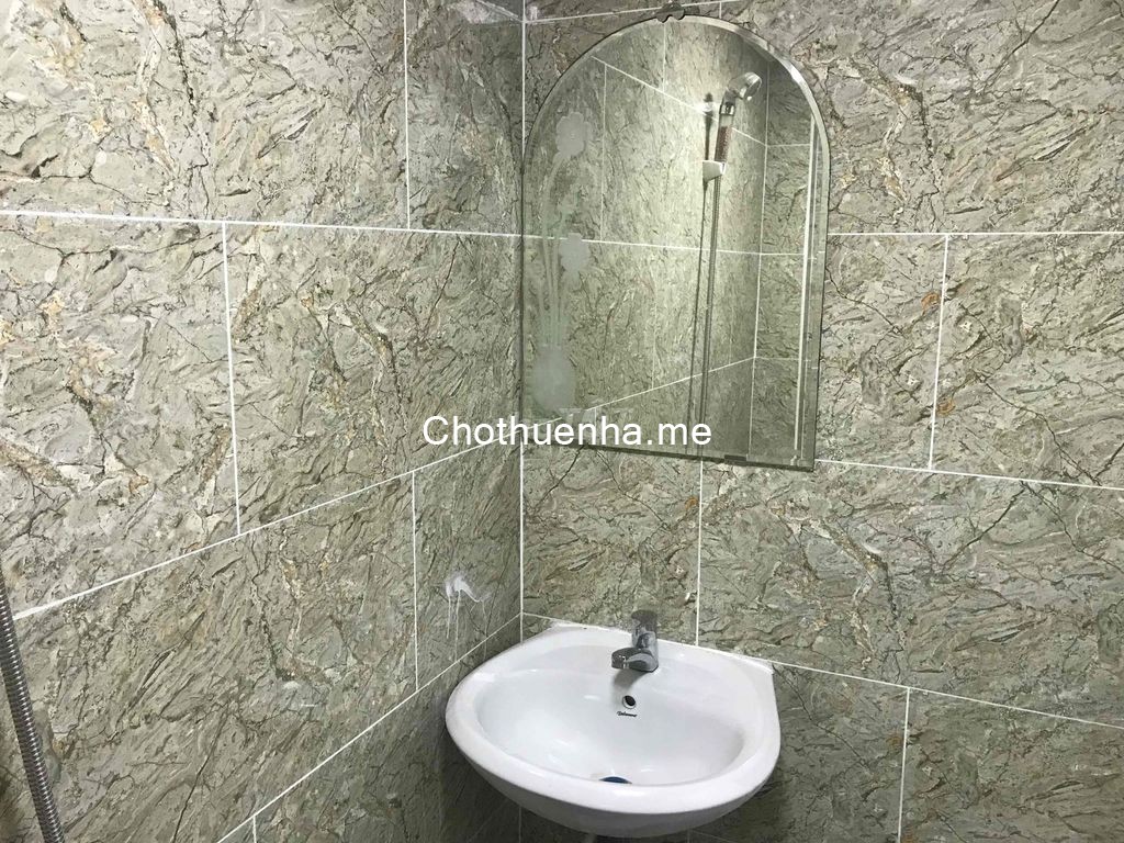 Nhà mặt tiền 50 Nguyễn Thần Hiến, ngay trung tâm Quận 4 – tiện kinh doanh, online hoặc ở