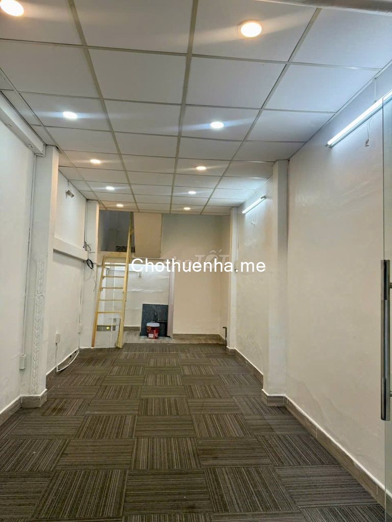 Cho thuê nhà 1 trệt, 1 gác suốt, đường số 47 trung tâm Quận 4