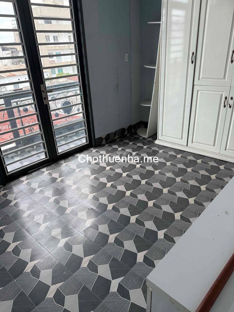 Nhà hẻm xe hơi 1017 Hồng Bàng, DTSD 200m2 - 4 TẦNG - 4 phòng ngủ