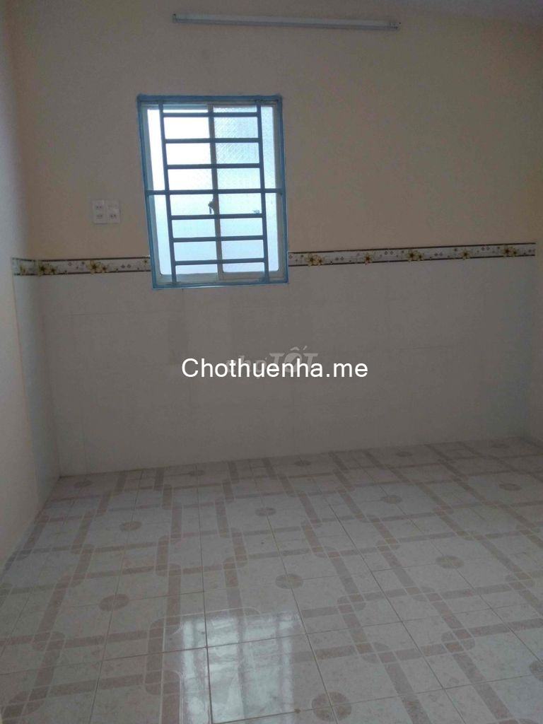 Cho thuê nhà nguyên căn hẻm thông Trân Hưng Đạo Q5, 1 trệt, lửng ( 2 pn, 2 wc )