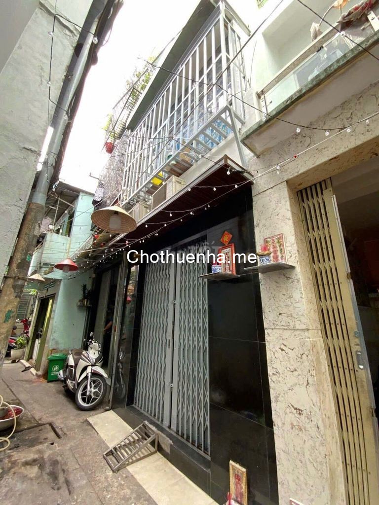 Cần cho thuê nhà giá rẻ ngay trung tâm quận 5 Trần Phú