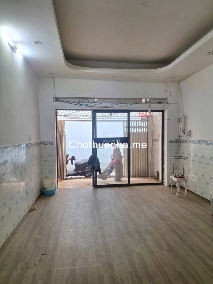Cho thuê nhà hẻm ba gác đường Lê Hồng Phong, P2, Q5