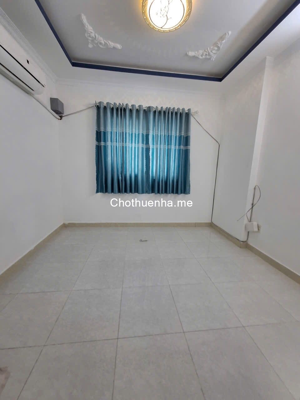 Cho thuê nhà nguyên căn hẻm xe hoi thông Huỳnh Tấn Phát - Nhà Bè