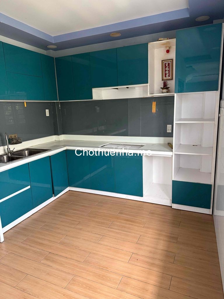 Nhà hẻm xe hơi 1017 Hồng Bàng, DTSD 200m2 - 4 TẦNG - 4 phòng ngủ