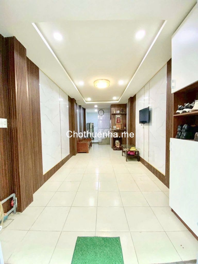 Cần cho thuê nhà giá rẻ ngay trung tâm quận 5 Trần Phú