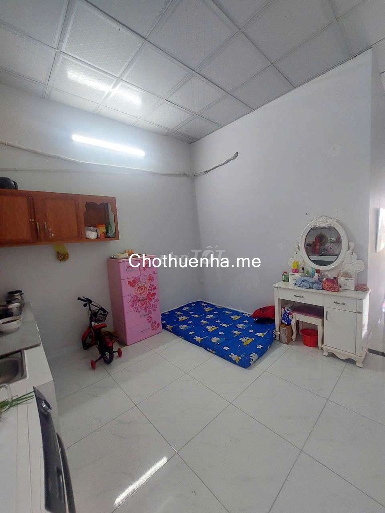 Cho thuê nhà hẻm xe tải đường Phạm Hùng P4 Quận 8