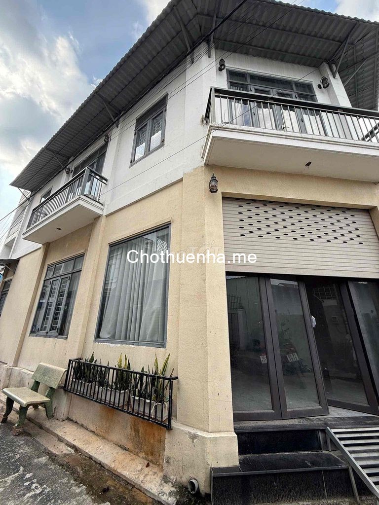 Nhà nguyên căn cho thuê 2PN đủ nội thất, 8 triệu