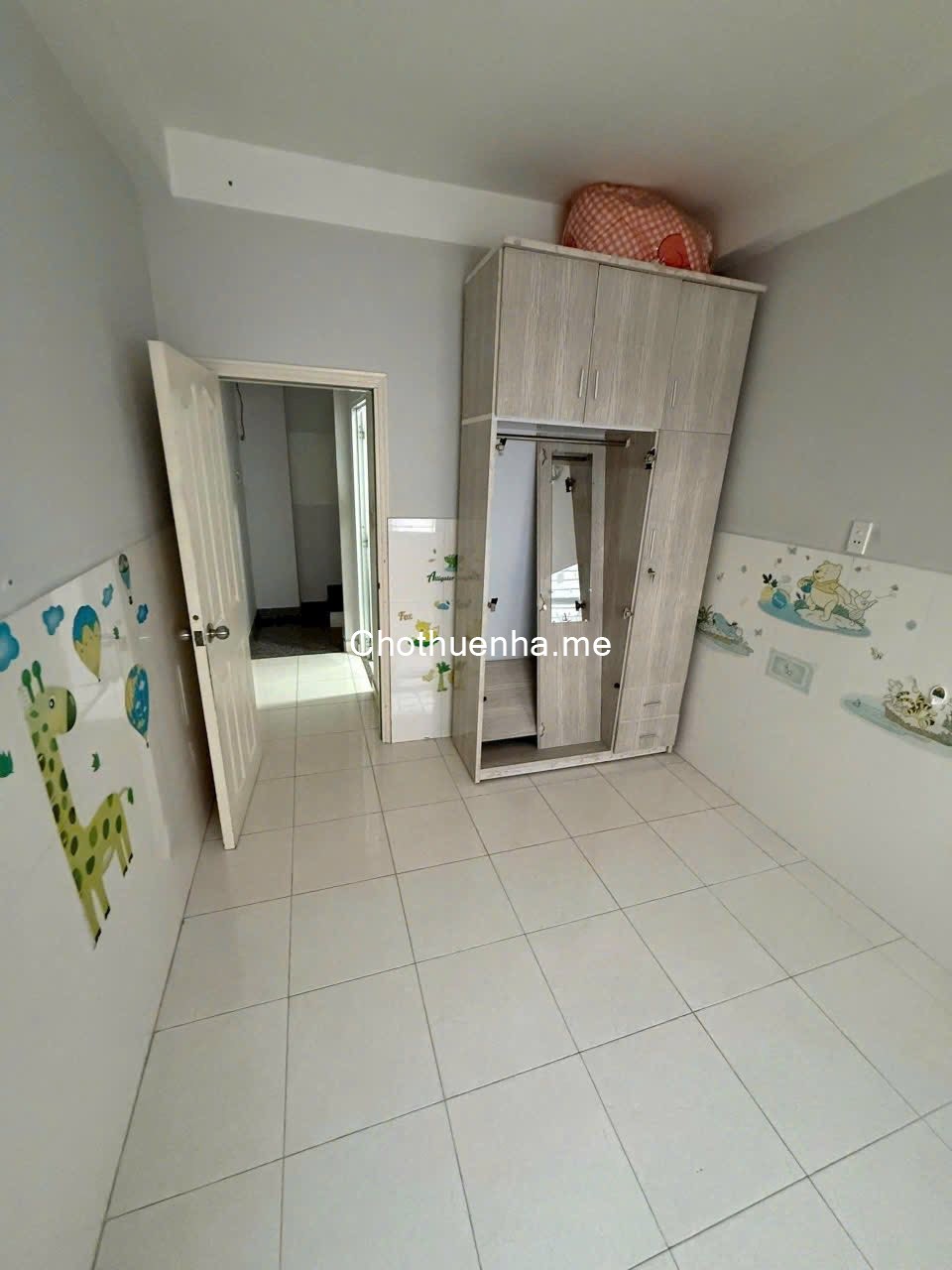 Cho thuê nhà hẻm Lý Thái Tổ, Quận 10 – giá 12 triệu/tháng