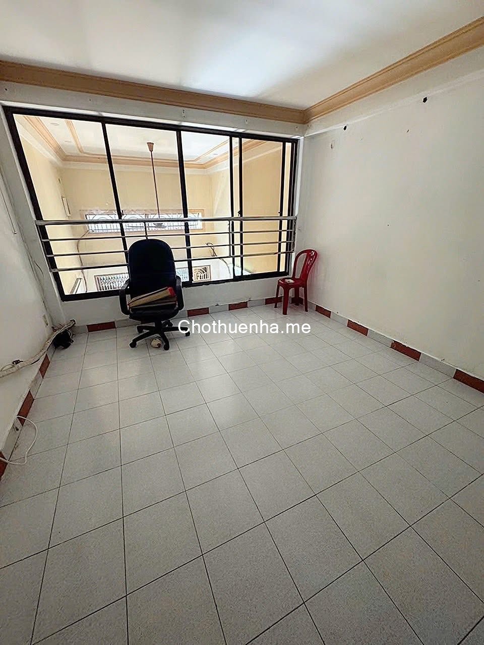 Cho thuê nhà nguyên căn Lê Thị Bạch Cát, Quận 11 (nhà trống giao ngay)