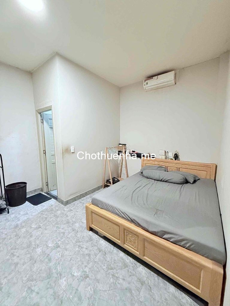 Nhà nguyên căn cho thuê 2PN đủ nội thất, 8 triệu