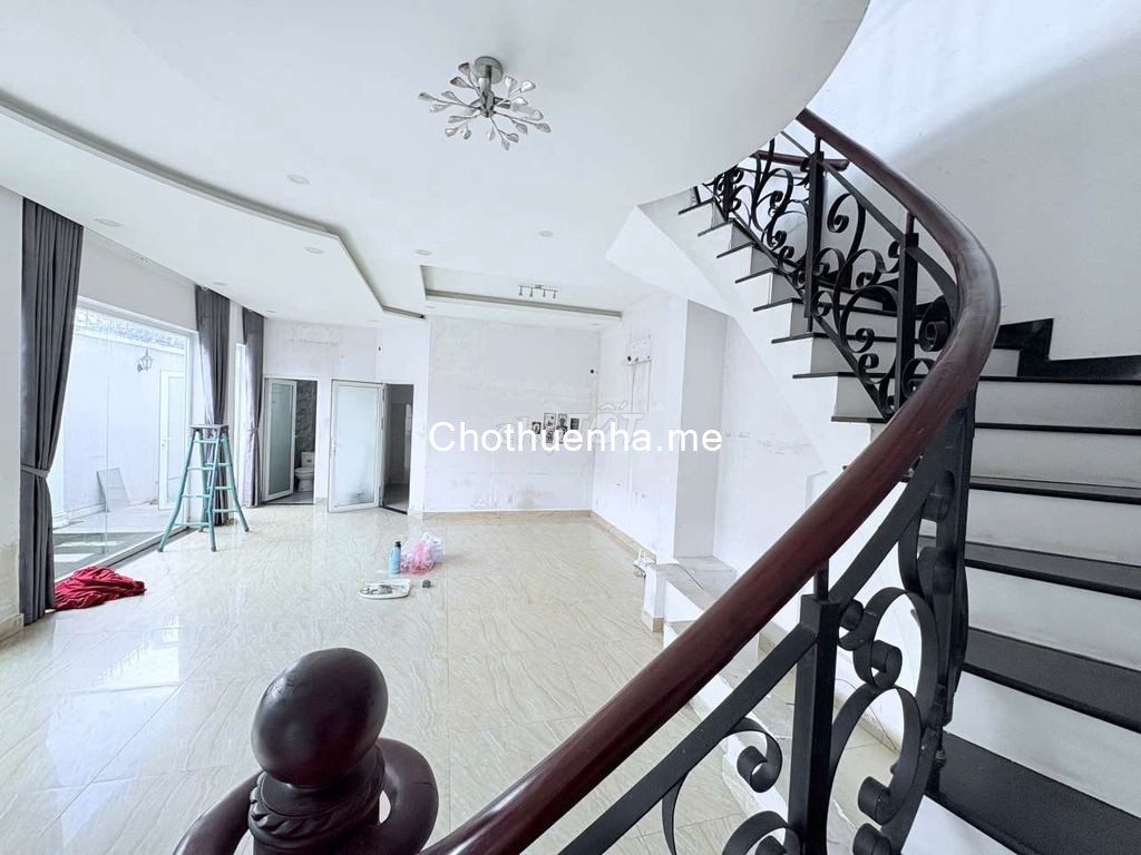 Cho thuê nhà biệt thự Dương Đình Hội gần trường ĐH Văn Hóa