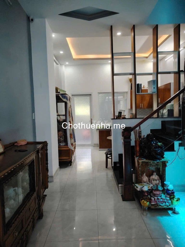 Cho thuê nhà hẻm xe tải đường 160 gần Lã Xuân Oai Quận 9