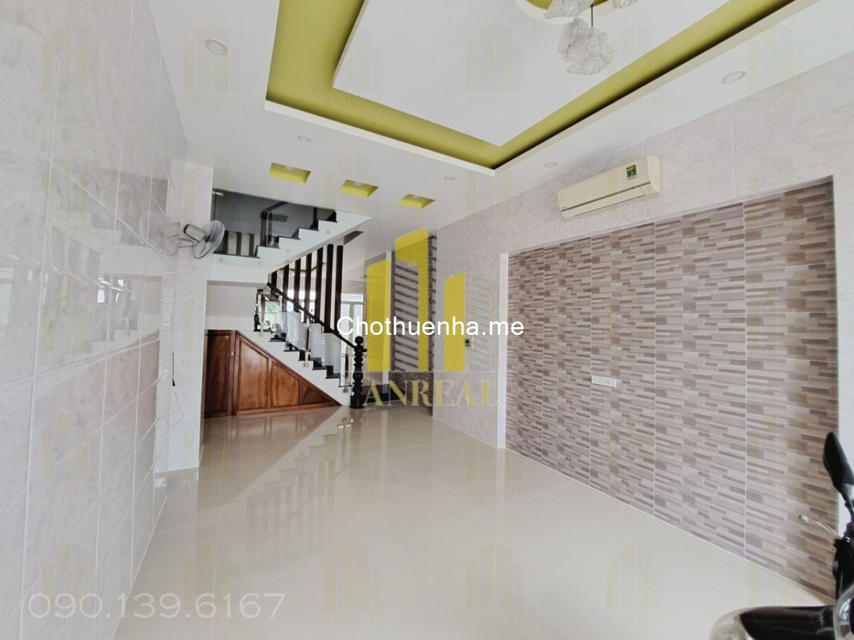 Nhà Gần Song Hành 3 Lầu 5 Phòng - Nhà Mới Giá 32 Triệu