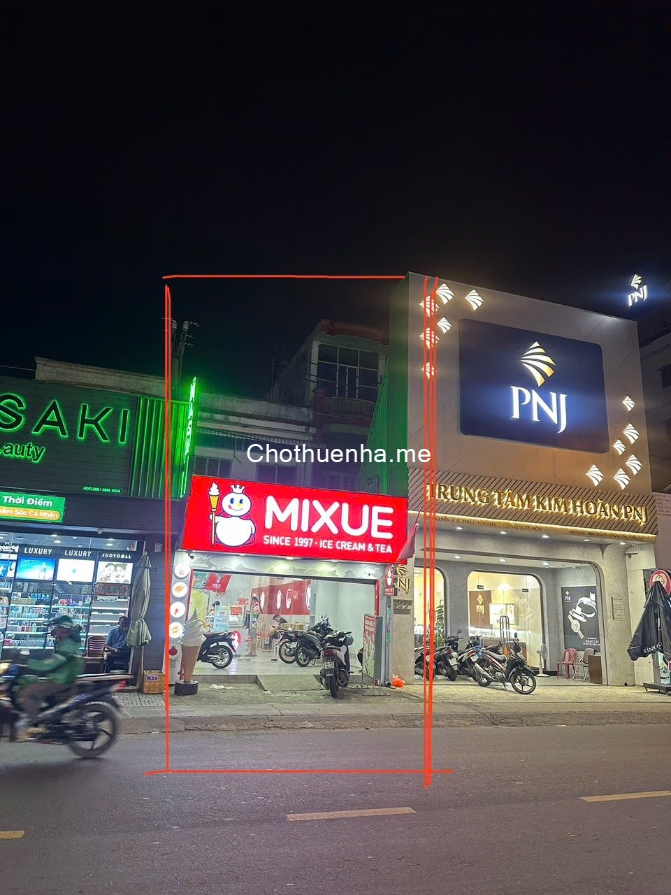 Nhà mặt tiền đường Nguyễn Ảnh Thủ