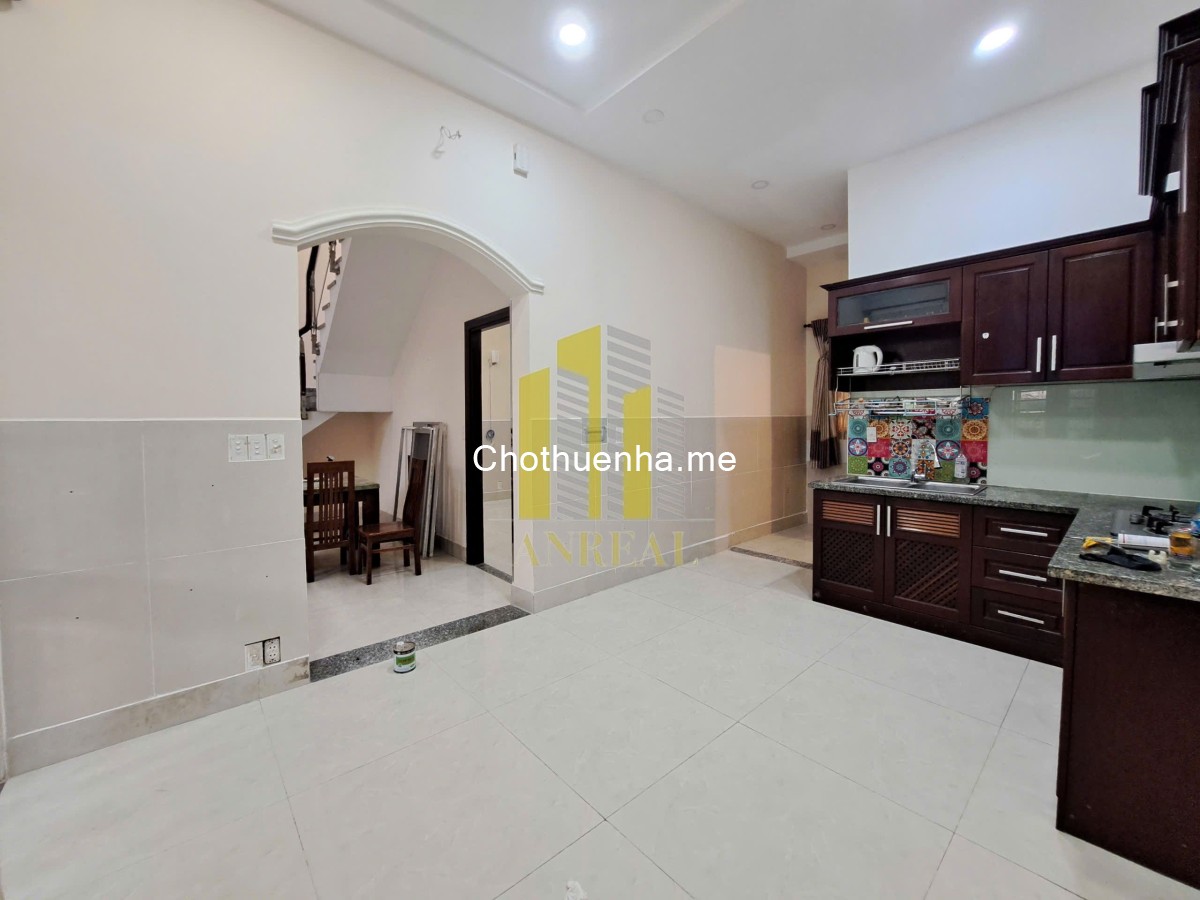 Villa Nhỏ Khu Trần Não 250m2 - Giá Chỉ 22 Triệu - 4 Phòng