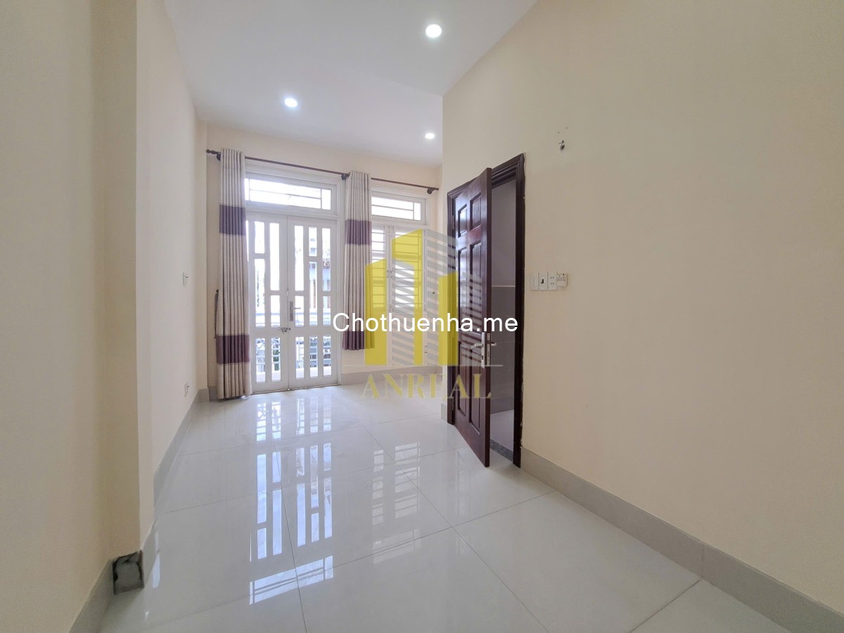 Villa Nhỏ Khu Trần Não 250m2 - Giá Chỉ 22 Triệu - 4 Phòng