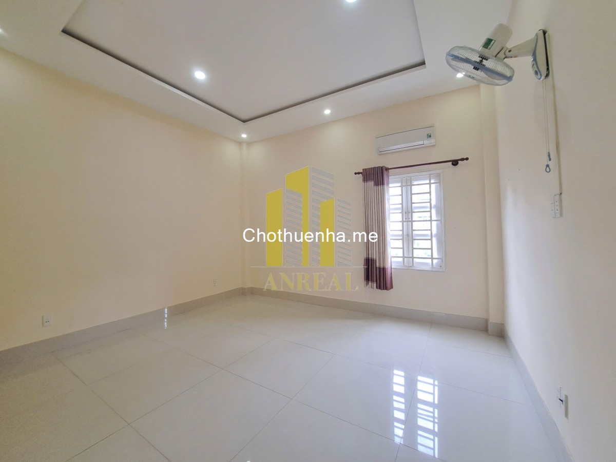 Villa Nhỏ Khu Trần Não 250m2 - Giá Chỉ 22 Triệu - 4 Phòng