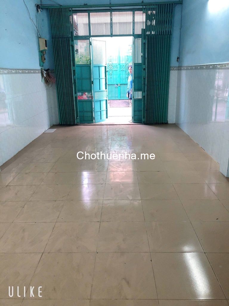 Nhà 1/ cách mặt tiền đường Lạc Long Quân 1 căn, 1 trệt, 1 lầu, 2 phòng ngủ, 1 WC