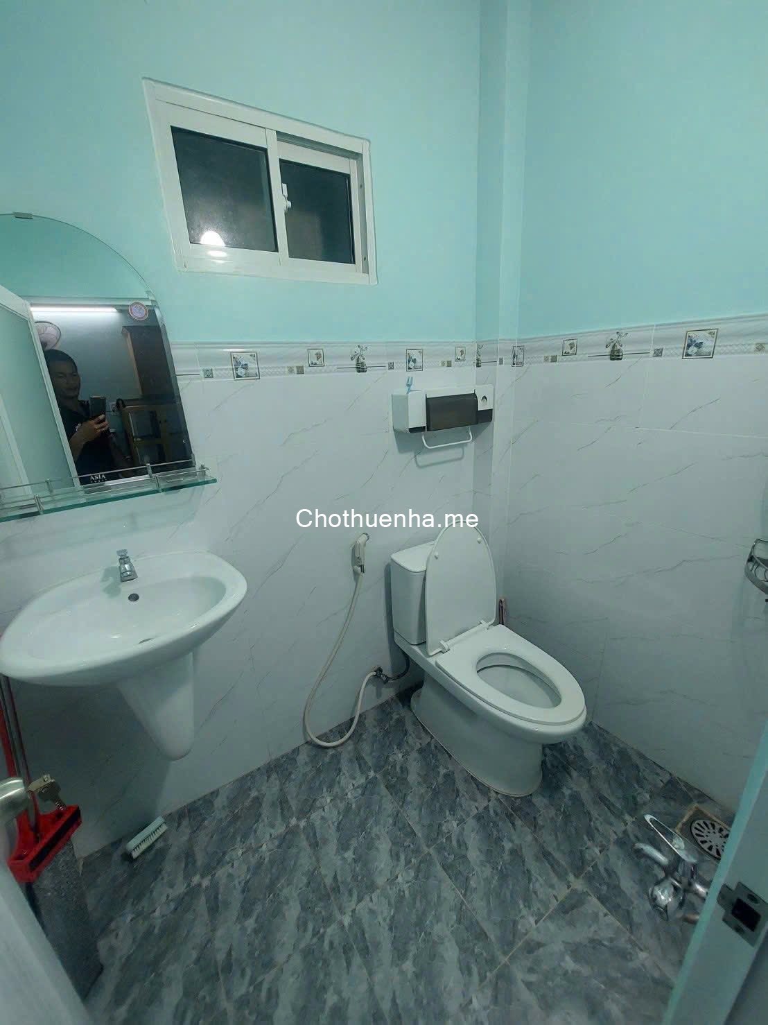 Cho thuê nhà nguyên căn hẻm 387 Phạm Hữu Lầu - Nhà Bè hẻm xe hơi