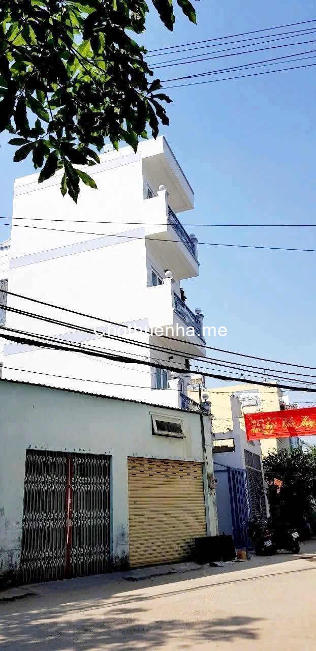 Nhà Mới Xây 4x15m Mới TOANH 3 Lầu 12tr/tháng