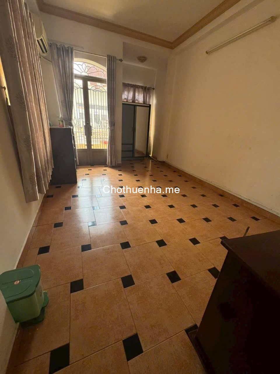 Cho thuê nhà ở ngay - 1 trệt + lửng + 2lầu - Lê Thị Bạch Cát, Quận 11